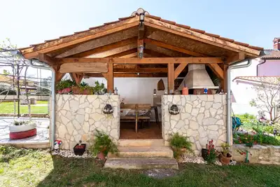 Image de Appartement d'une chambre avec la terrasse Valbandon, Fazana (A-19511-c)
