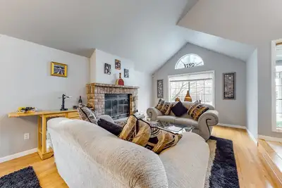 Image de Spacious Wine Country Getaway w/ Private Backyard, Updated Kitchen & Ac