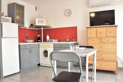 Image de Appt cosy avec parking, lave-linge, proche port à Gruissan