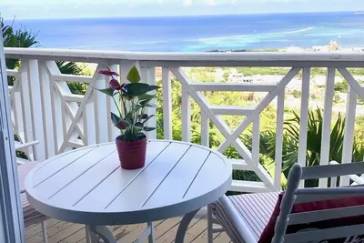 Image de 1 Br. \"Sky View Suite\" with private terrace