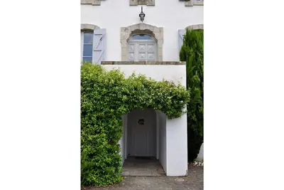 Image de Ancien presbytère de 1860 entièrement rénové