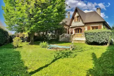 Image de Villa avec grand jardin au calme proche Paris, Orly, forĂŞt et lacs