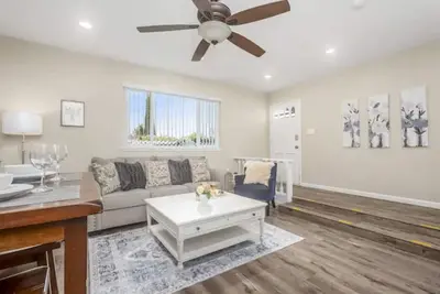 Image de Clovis House | 2 Car Garage | Backyard | 4br /2bth