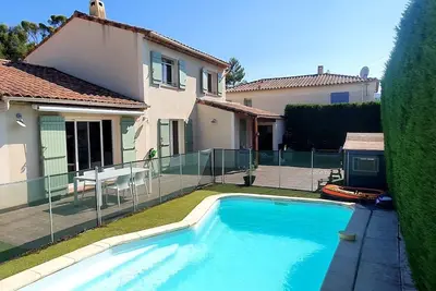 Image de Grande Villa 10 Personnes dans un Quartier Prisé de Marseille