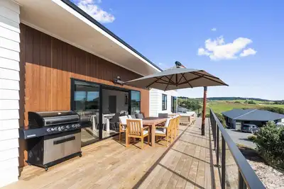 Image de Tuturu Bliss - Ruakākā Holiday Home