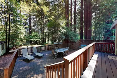 Image de Wagging Woods | 3 Gated Acres | Private Hot Tub | Dog-Friendly