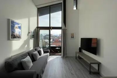 Image de Penthouse Apartment w/ Parking