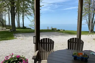 Image de 🌅 Sunset Beauty Cottage on Lake Erie - Newer Build