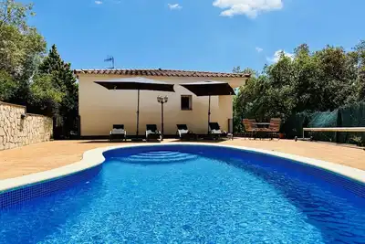 Image de Teules CostaBravaSi. Piscine, parking, wifi