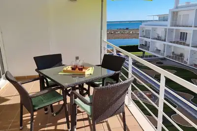 Image de Penthouse in Fuseta with private roof terrace and sea views