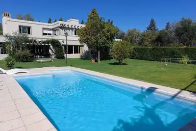 Image de Experience Luxury and Comfort at Casa Pueyrredon, with pool in Chacras de Coria