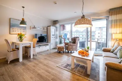 Image de Haus Strandläufer - vacation apartment for 2 people on the North Sea dike