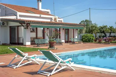 Image de Villa Sole Pula près de la plage avec piscine, jardin et Wi-Fi