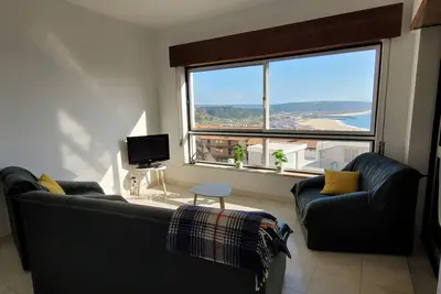 Image de Appartement spacieux avec vue sur la mer
