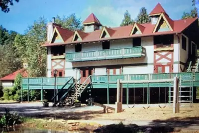 Image de Nestled in the beautiful foothills of the Blue Ridge Mountains