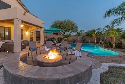 Image de Perfect: Boulder Mt Highlands, Quiet, Golf & Trails, Htd Pool, Fire Pit, TVs All BRs, Game Tables