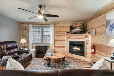 Image de Stunning Views w/Hot Tub, Arcade Games & Extended Deck