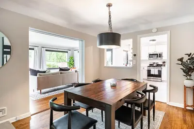 Image de Charming Birmingham 5br/3. 5ba w/ Cozy Backyard!