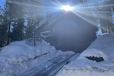 Image de Pristine Peaceful 2/2 Cabin with Hot Tub Hsi L2ev