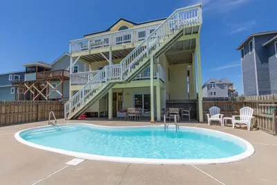 Image de 1651 - Better Than Tuition, 6-bed 4. 5-bath  home in Corolla, Nc, private pool, hot tub