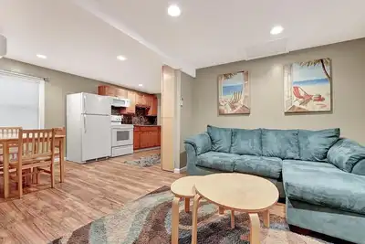 Image de Cozy Coastal Cottage 2 Steps From The Beach, Beach Badges, Linens & Towels