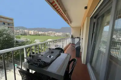 Image de Superbe appartement à 100m de la plage