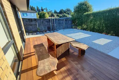Image de Spacious 6-Bedroom Home with Mountain Views, Wifi, Decks & Ample Parking