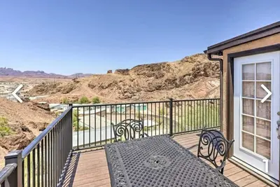 Image de New! ! ! Amazing river and mountain deck view home! ! ! !