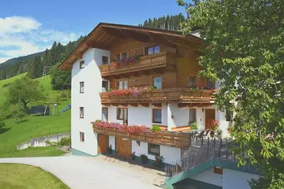 Vacation on the sunny side- Apartment Zillertal