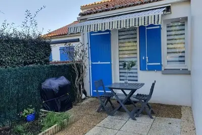 Image de Maison 4 pers à La Faute-sur-Mer, proche plage et commerces, parking privé, séjour avec jardin