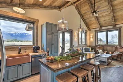 Image de Stunning Kalispell Cottage on 30-Acre Farm!