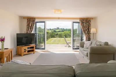 Image de Rose Cottage - Beautiful Family Property in Rural Hampshire