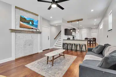 Image de Housepitality - The Urban Roost 2