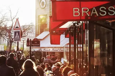 Image de A Haussmannian Building- A Marais Abode