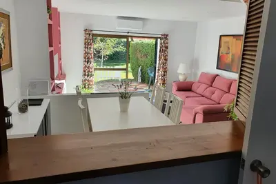 Image de Bungalow in Vistahermosa; Wifi, porch, swimming pool and private parking on the beach.