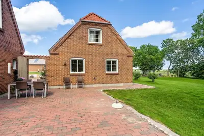 Image de Maison confortable de 3 chambres à.