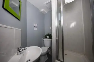 Image de 2 Bedroom City Centre Apartment