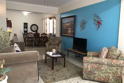 Image de Comfortable apartment. Great for small families.