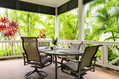 Image de Luxury Ko Olina 2 story resort villa - 5 minutes walk to the beach!