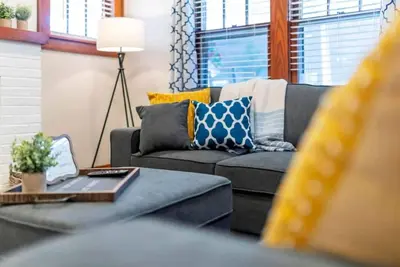 Image de Cozy Bristol Retreat * 2 Blocks from State Street