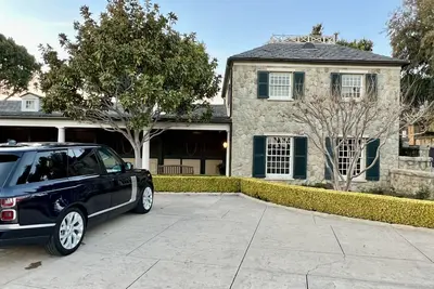 Image de Luxury 2 story 2 bedroom Ocean and Mountain views home Summerland