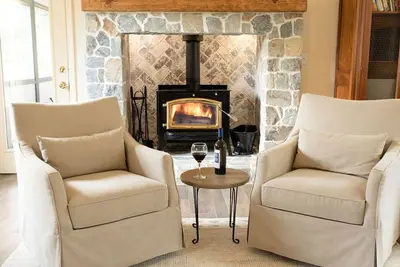 Image de Charming and Rustic Luxury under the stars of Yosemite!