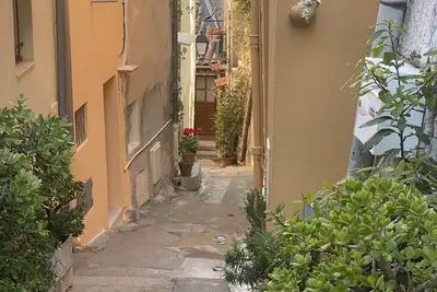 Image de Maisonnette de charme -  Vieux Menton- quartier historique - Dolce Vita & Plages