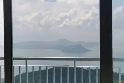 1 Bedroom pool view with Balcony Moa Area
