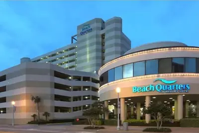 Image de Oceanfront Apartment - Beach Quarters