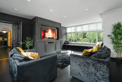 Image de St Johns Mansion - Luxury - Versace design