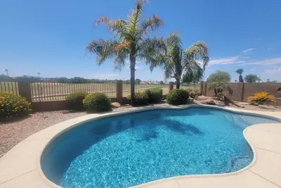 Image de Pool & Spa Heat Included January - March 2025