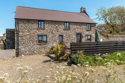 Image de 4 chambres Ă coucher Ă St Davids, near Whitesands