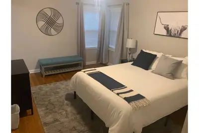 Image de Midtown retreat!