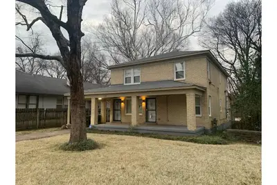 Image de Peaceful Greenway retreat located in Memphis.